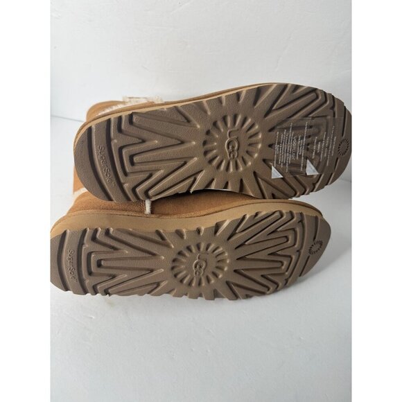 UGG Classic Short Spill Seam Chestnut Boots US 7 EU 38 UK 5 NIB - Picture 6 of 6